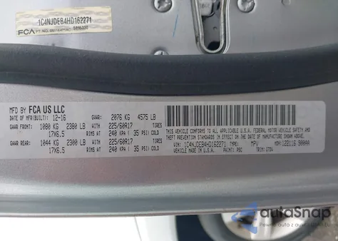 2017 Jeep Compass Latitude 4X4 from USA, damaged, VIN 1C4NJDEB4HD162271